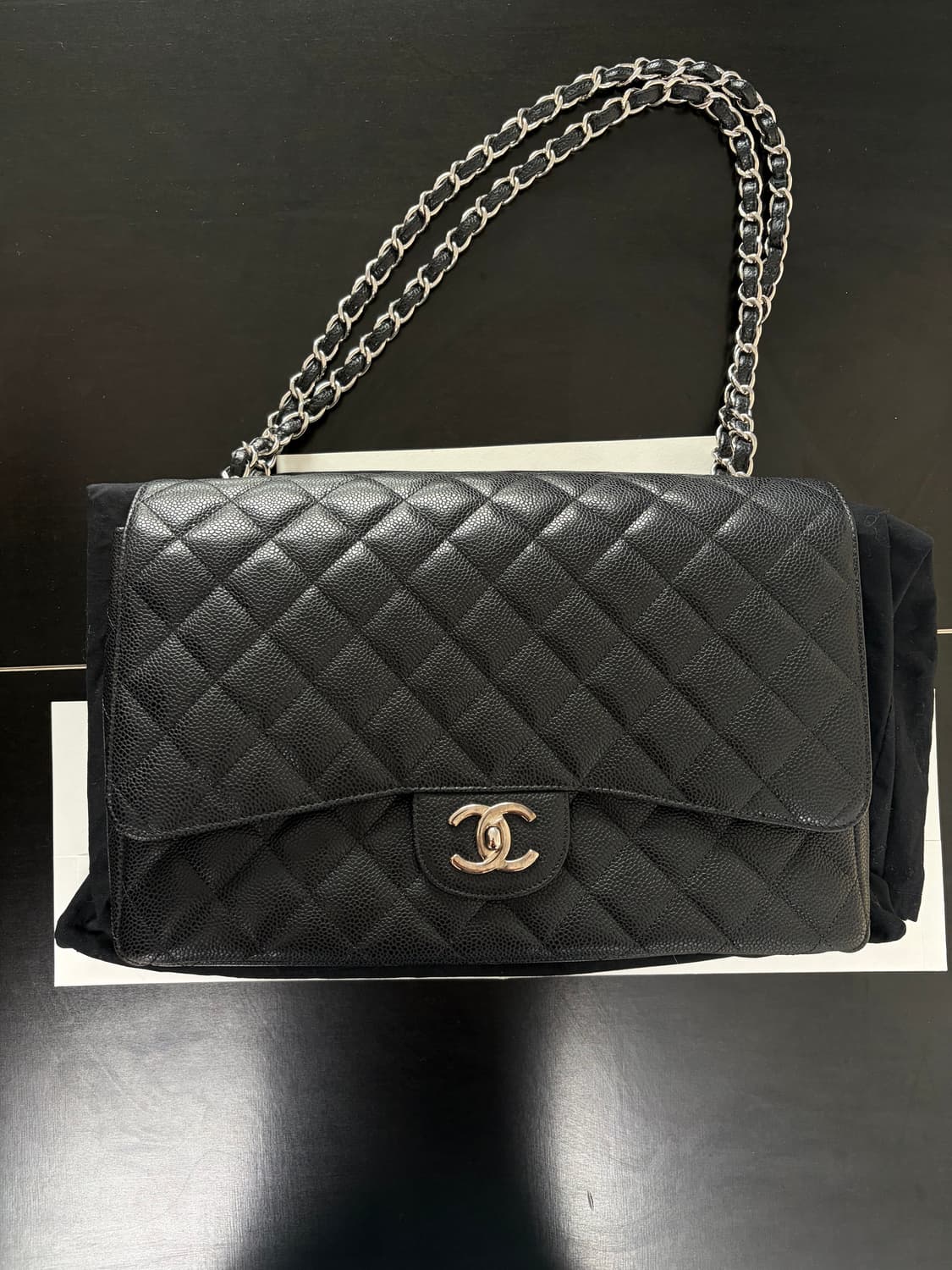 샤넬 클래식 점보 백 상품이미지1