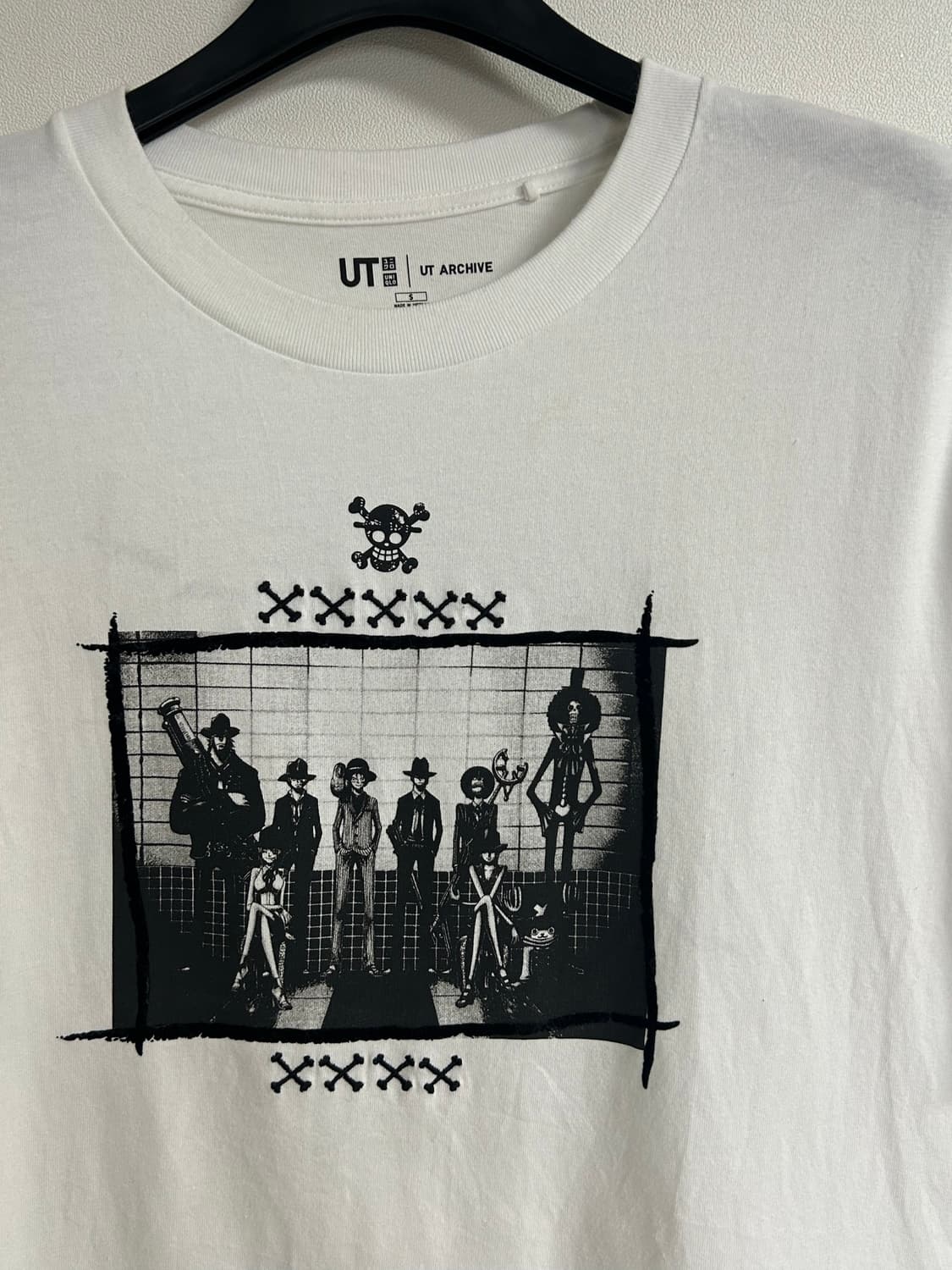 유니클로 UT x 원피스 아카이브 ‘해적왕’ 그래픽 반팔 티셔츠 상품이미지2