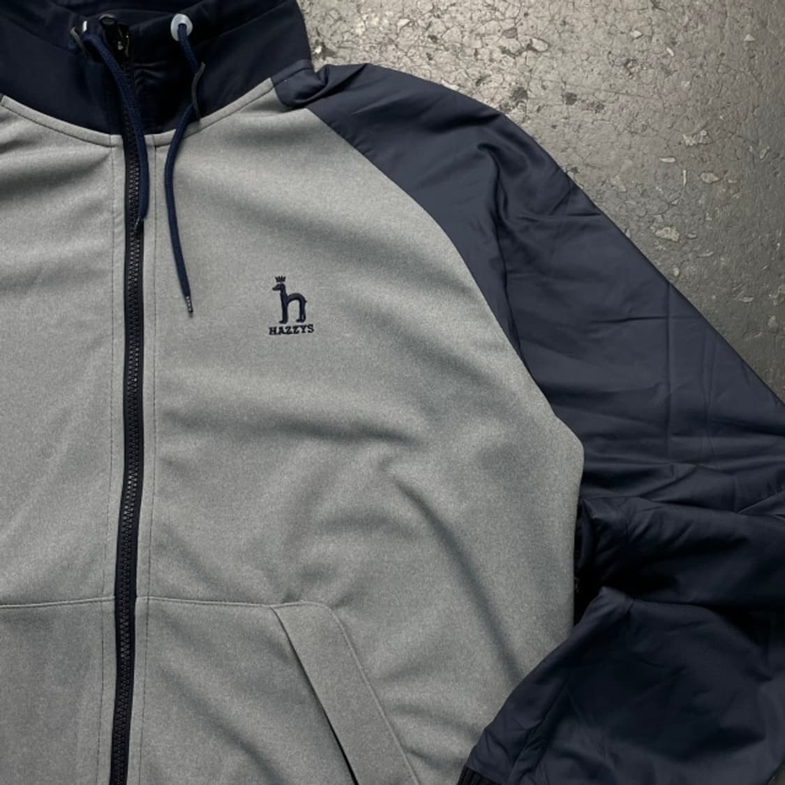 105 헤지스 골프 집업 상품이미지2