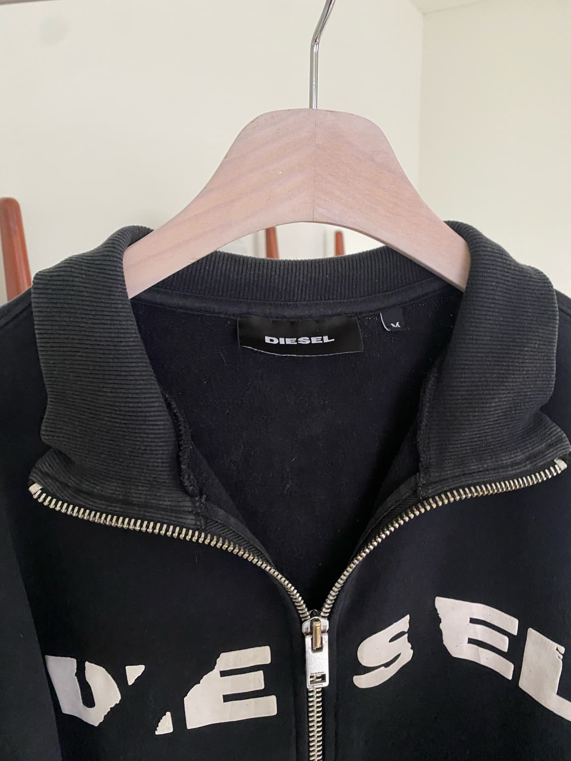 디젤 로고 하이넥 스웻 집업 상품이미지5