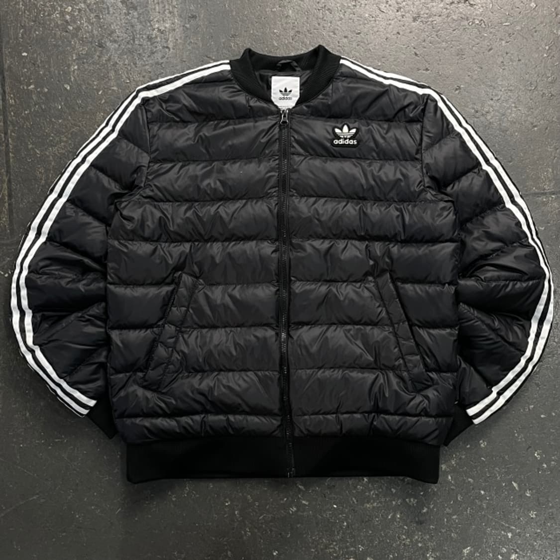 100 아디다스 슈퍼스타 경량패딩  상품이미지1