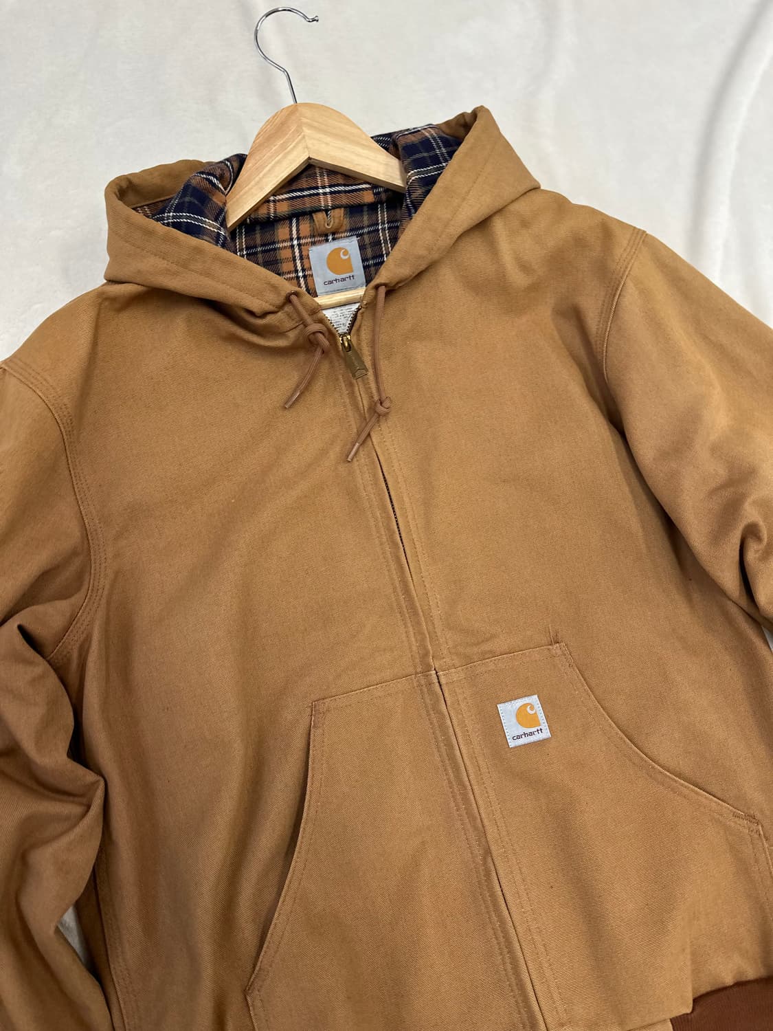 (M)칼하트 USA 안감 체크 액티브 덕 자켓 J133 BRN 상품이미지2