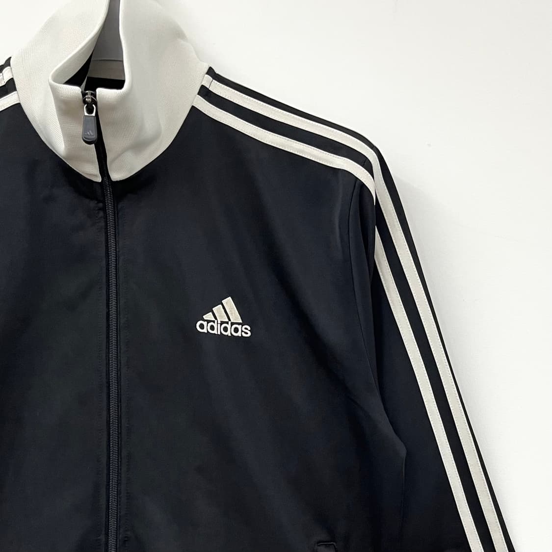 아디다스 자수로고 오레오 흰검 트랙탑 져지 상품이미지4