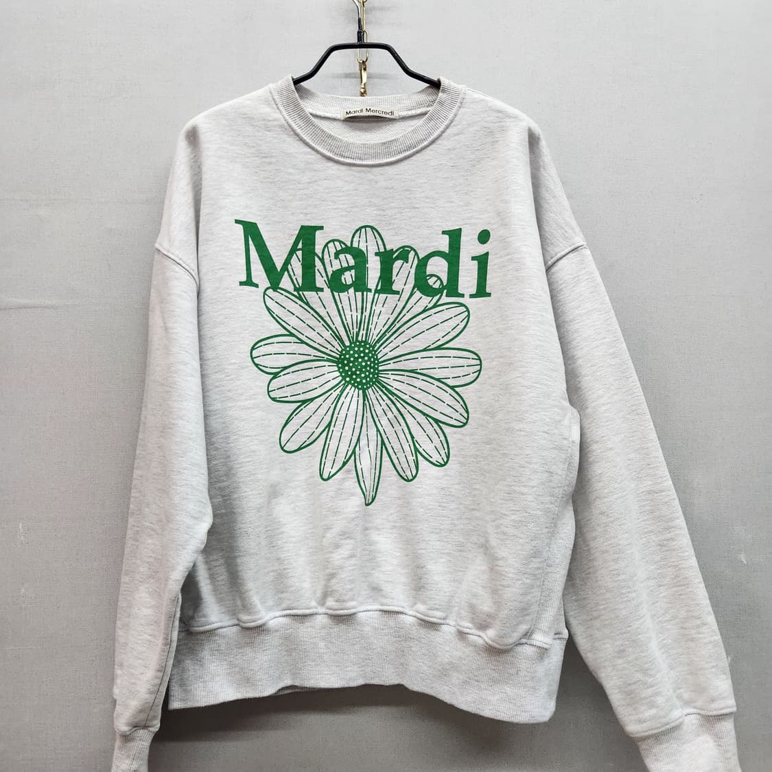 마르디메크르디 빅로고 맨투맨 2XL 상품이미지1