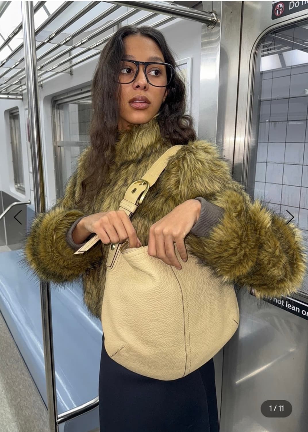 블랙업 하이넥 퍼자켓 상품이미지2