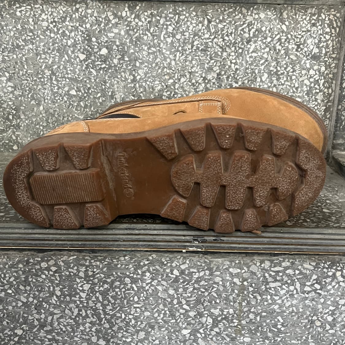 팀버랜드 클래식 워터프루프 추카 부츠 상품이미지7