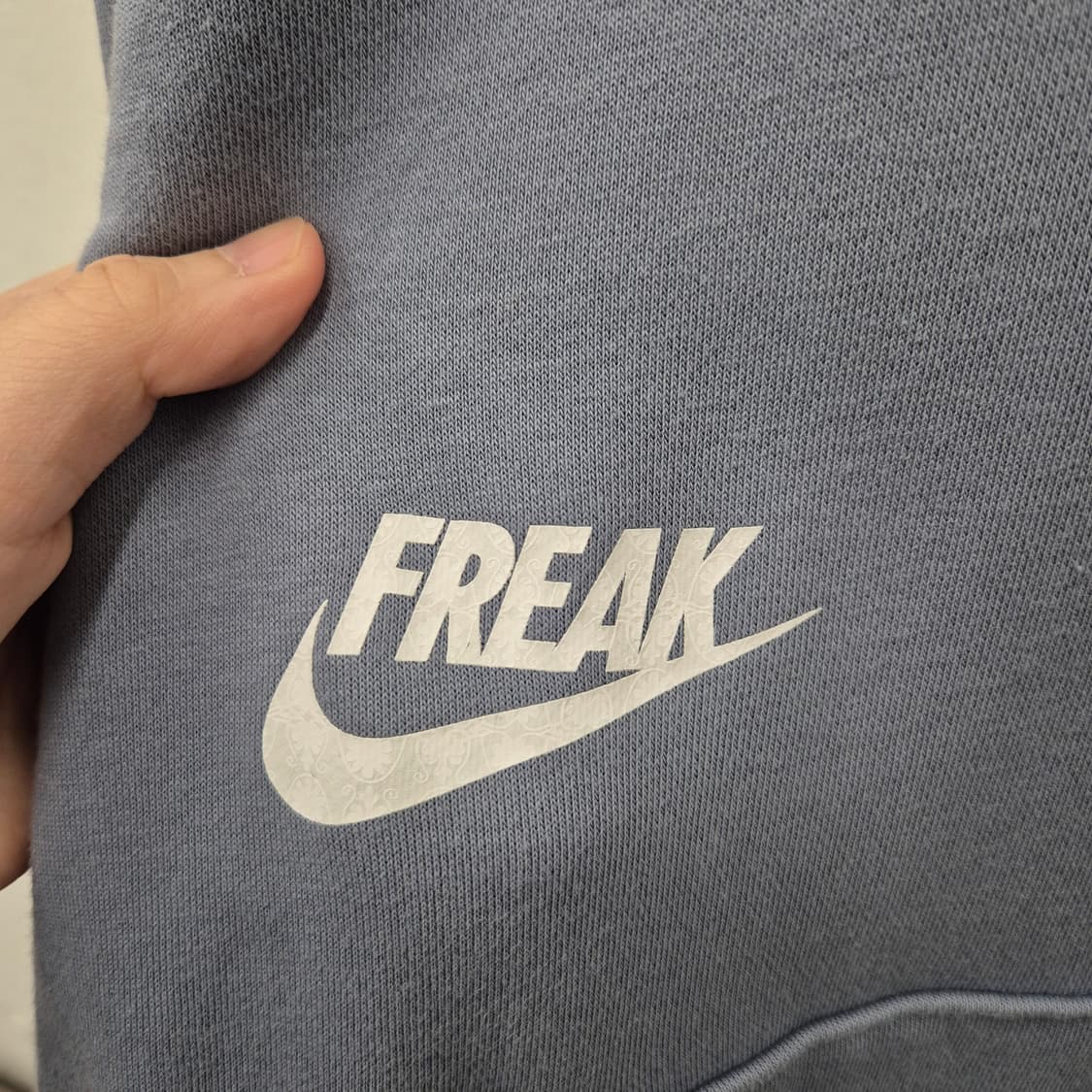 나이키 야니스 풀오버 농 후디 상품이미지2