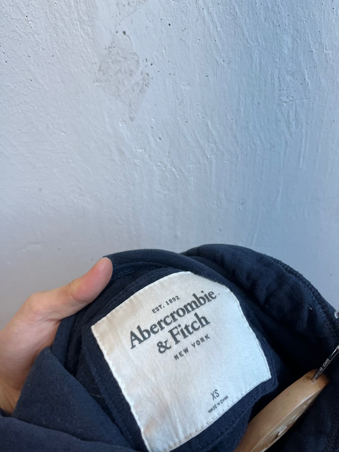 아베크롬비 아플리케 그런지 후드티 네이비 우먼즈 상품이미지4