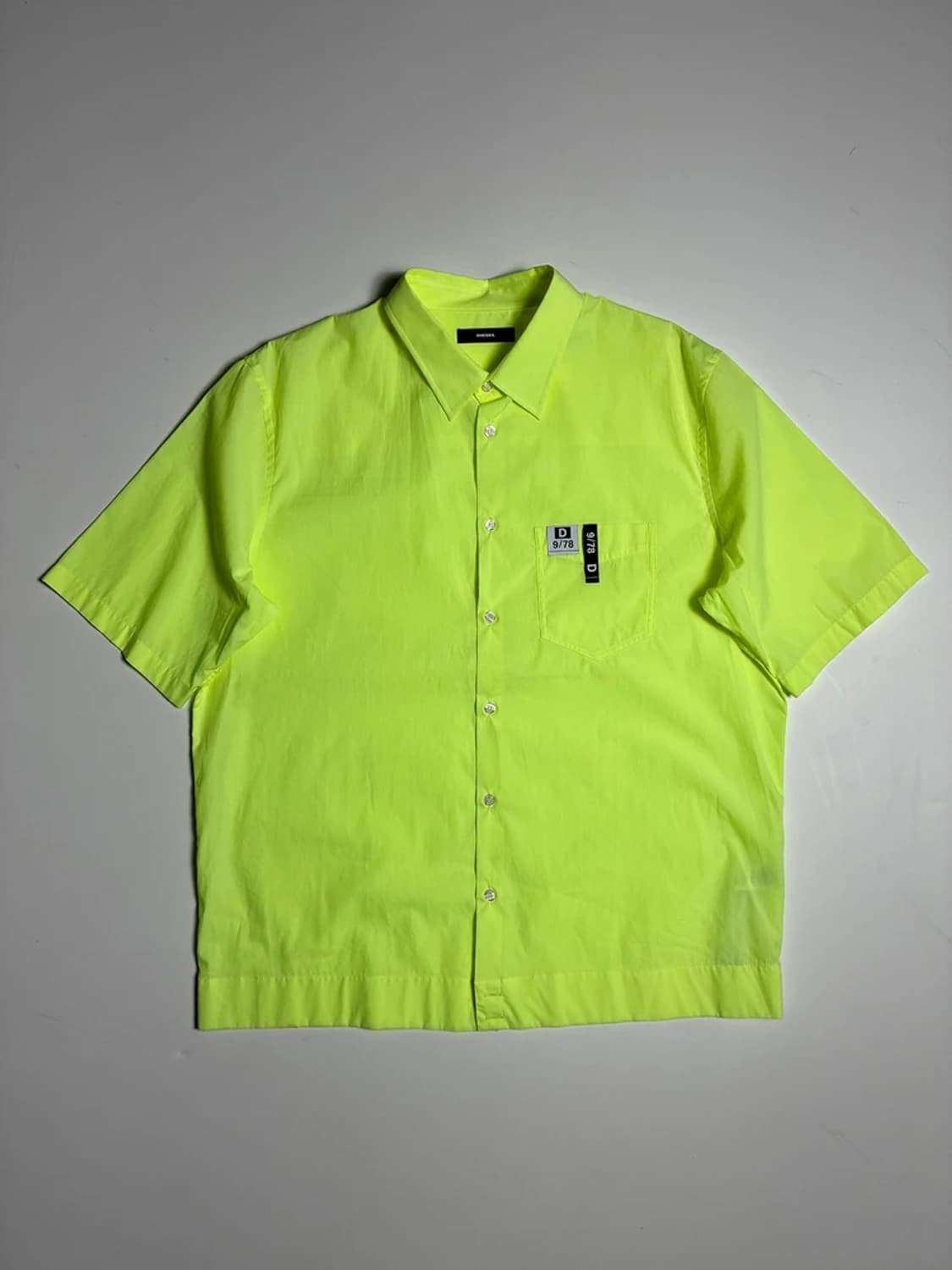 디젤 DIESEL S-FRY-FLUO 네온 반팔 셔츠 R1372 상품이미지1