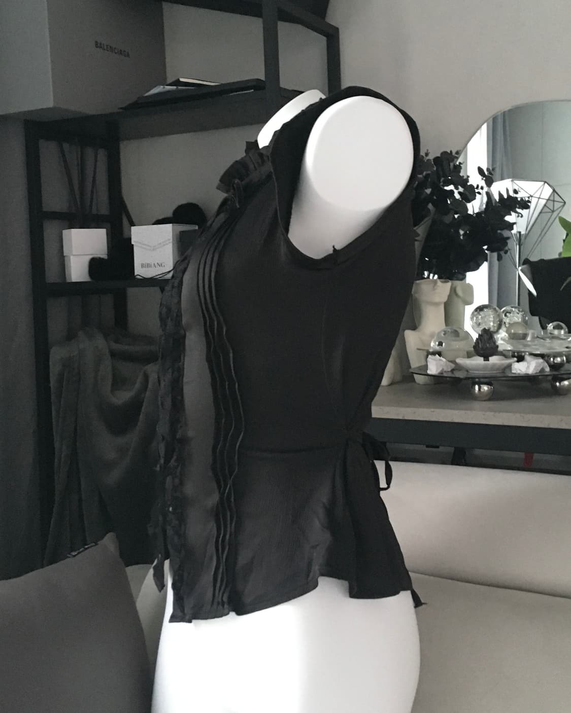 ༒ Lace gothic sleeveless shirt 상품이미지4