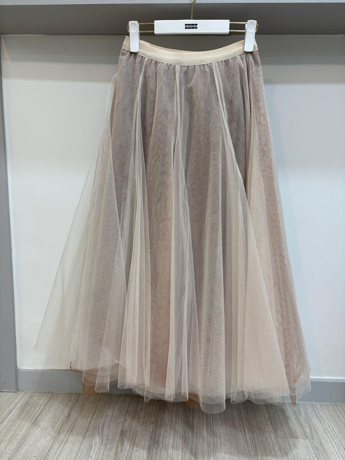 어라운드율 튤스커트 핑크베이지 상품이미지1