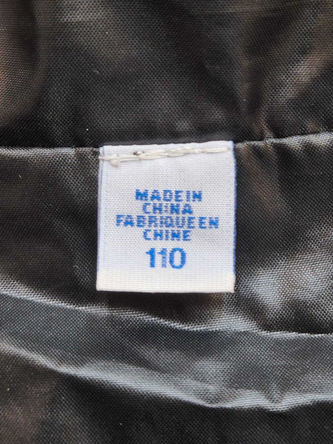 아디다스 블랙 로고 패턴 트랙 자켓입니다
- 사이즈는 110입니다
- 폴 상품이미지5