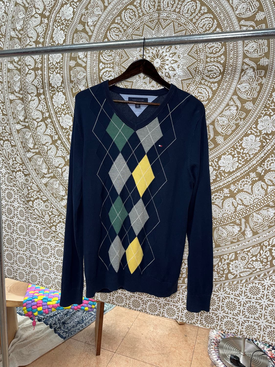 타미힐피서 아가일 브이넥 니트  상품이미지3