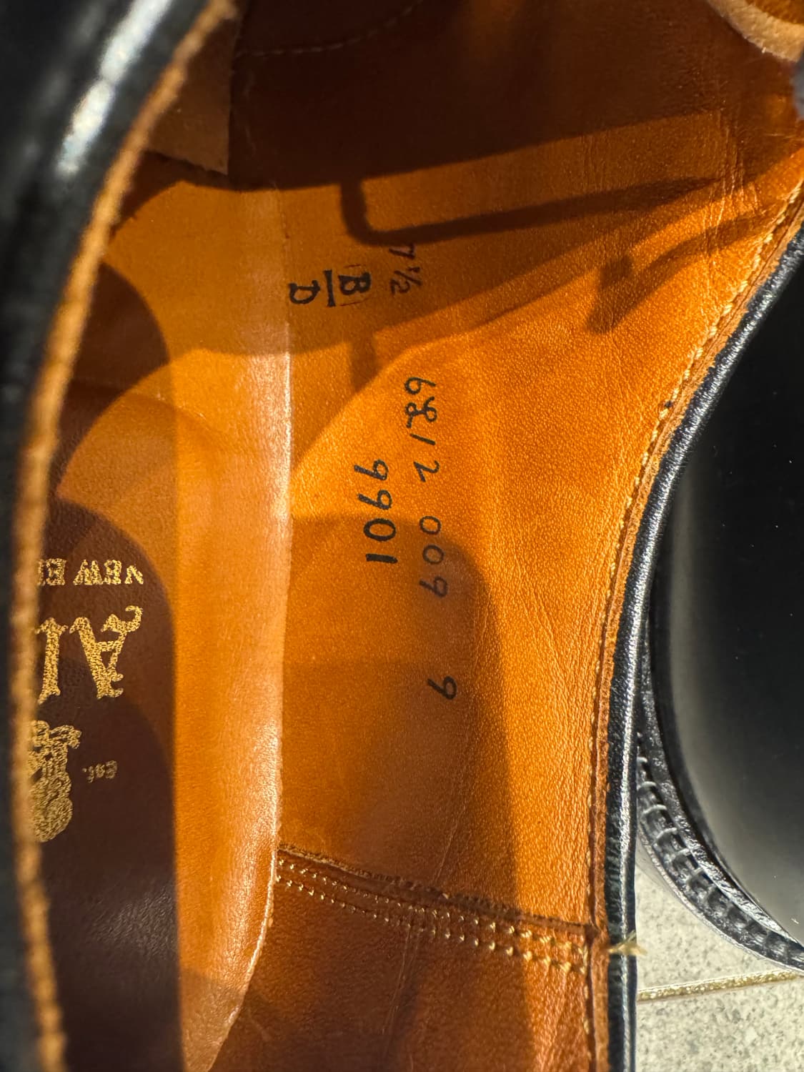 알든 9901 7.5d 팝니다 (슈트리,밑창보강완료) 상품이미지3