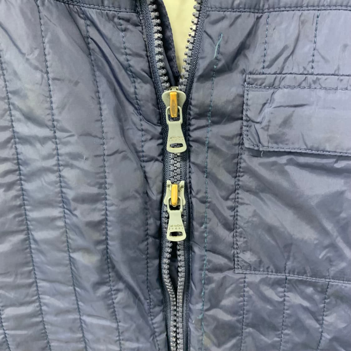 캘빈클라인 로고 네이비 퀼팅 조끼 상품이미지5