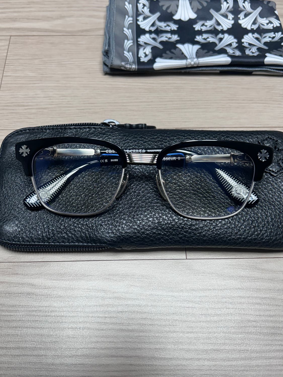 [53] 크롬하츠 보넨노이슈어2 블랙/실버 상품이미지2