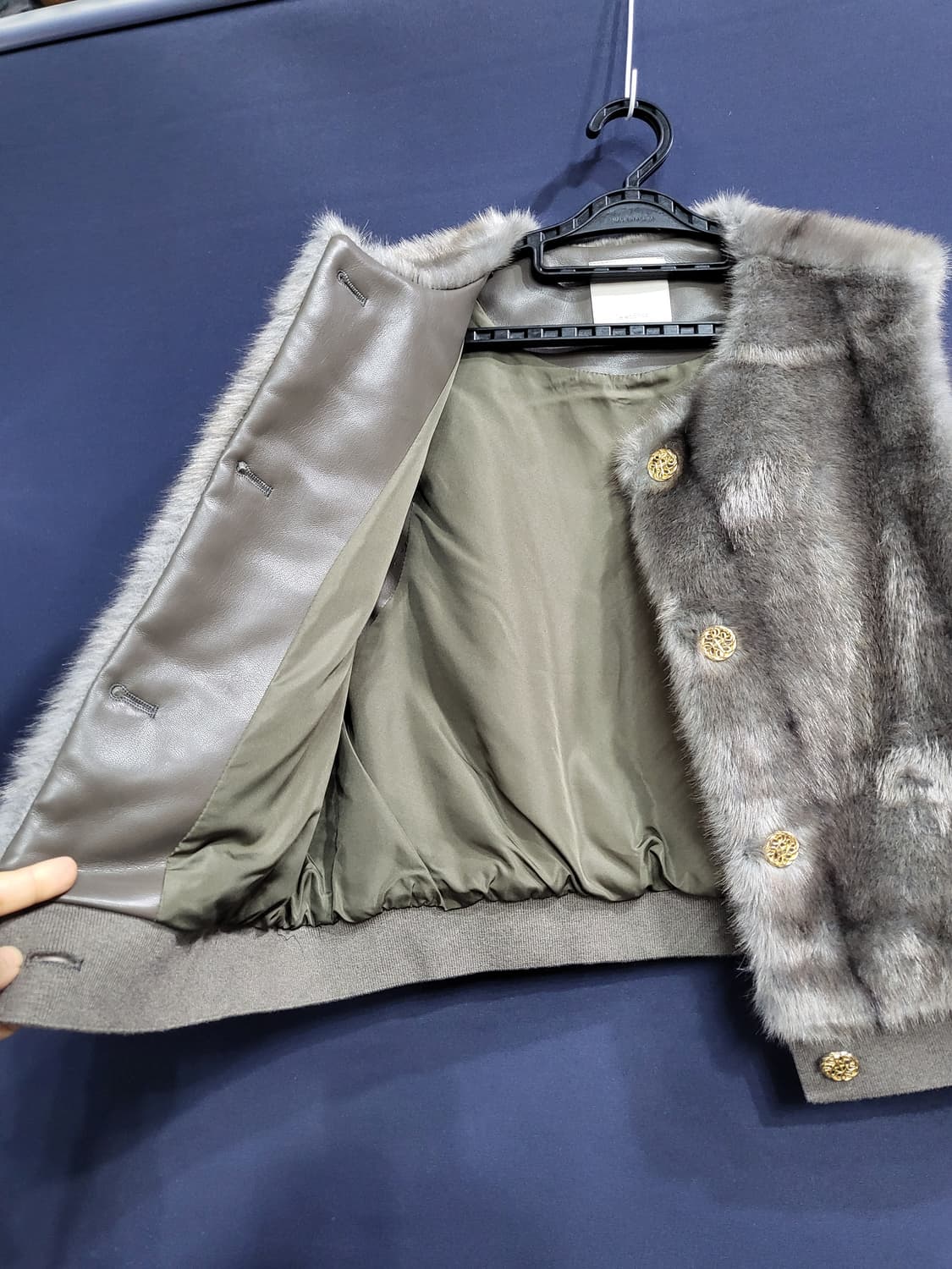 셀렙샵 페이크퍼 베스트 상품이미지3