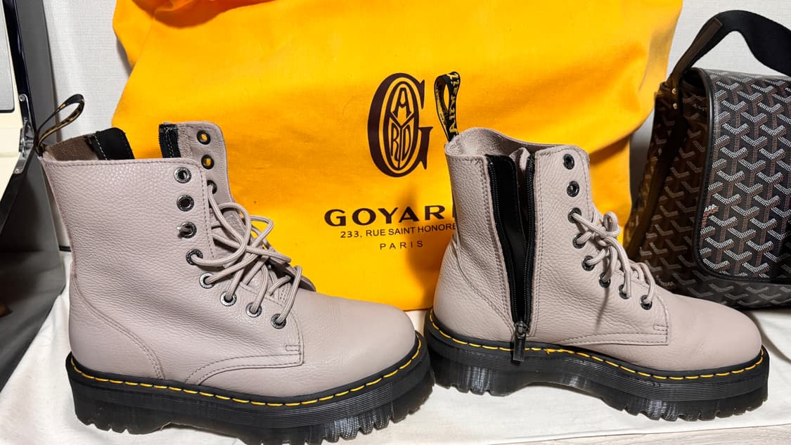 닥터마틴. 부드라운 피사가죽. 제이든. 실물깡패 상품이미지1