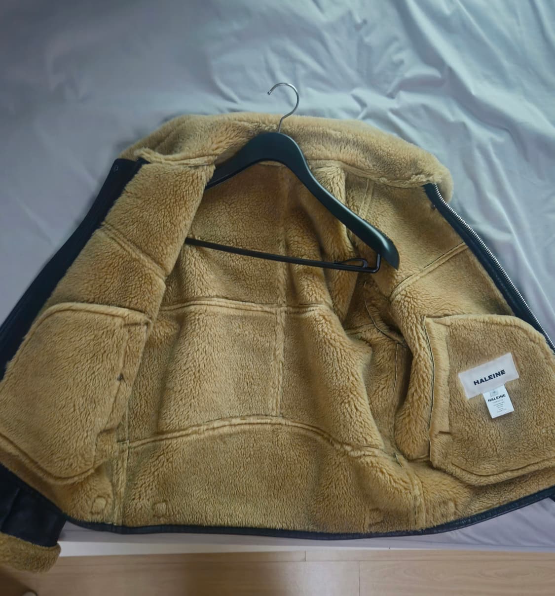 알렌느 3D 포우 시어링 크롭 자켓 무스탕 2 사이즈 상품이미지3