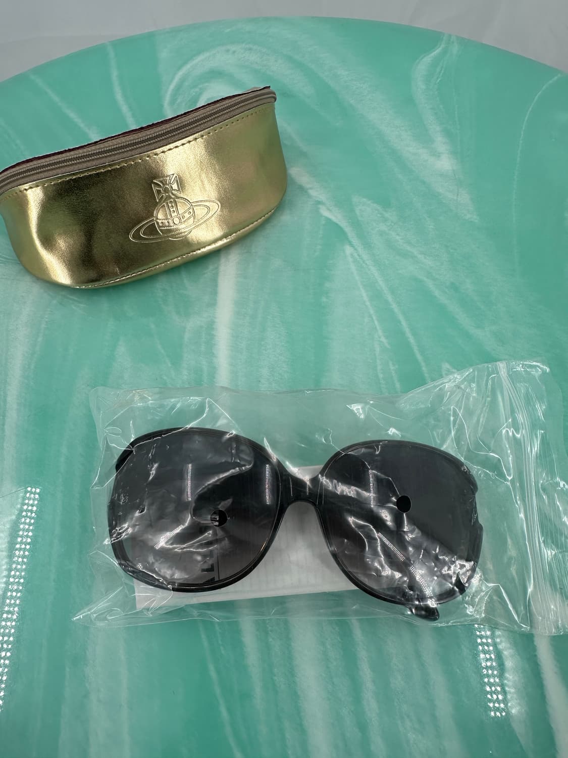 [새상품 무료배송] Made in Italy 비비안웨스트우드 선글라스 상품이미지3