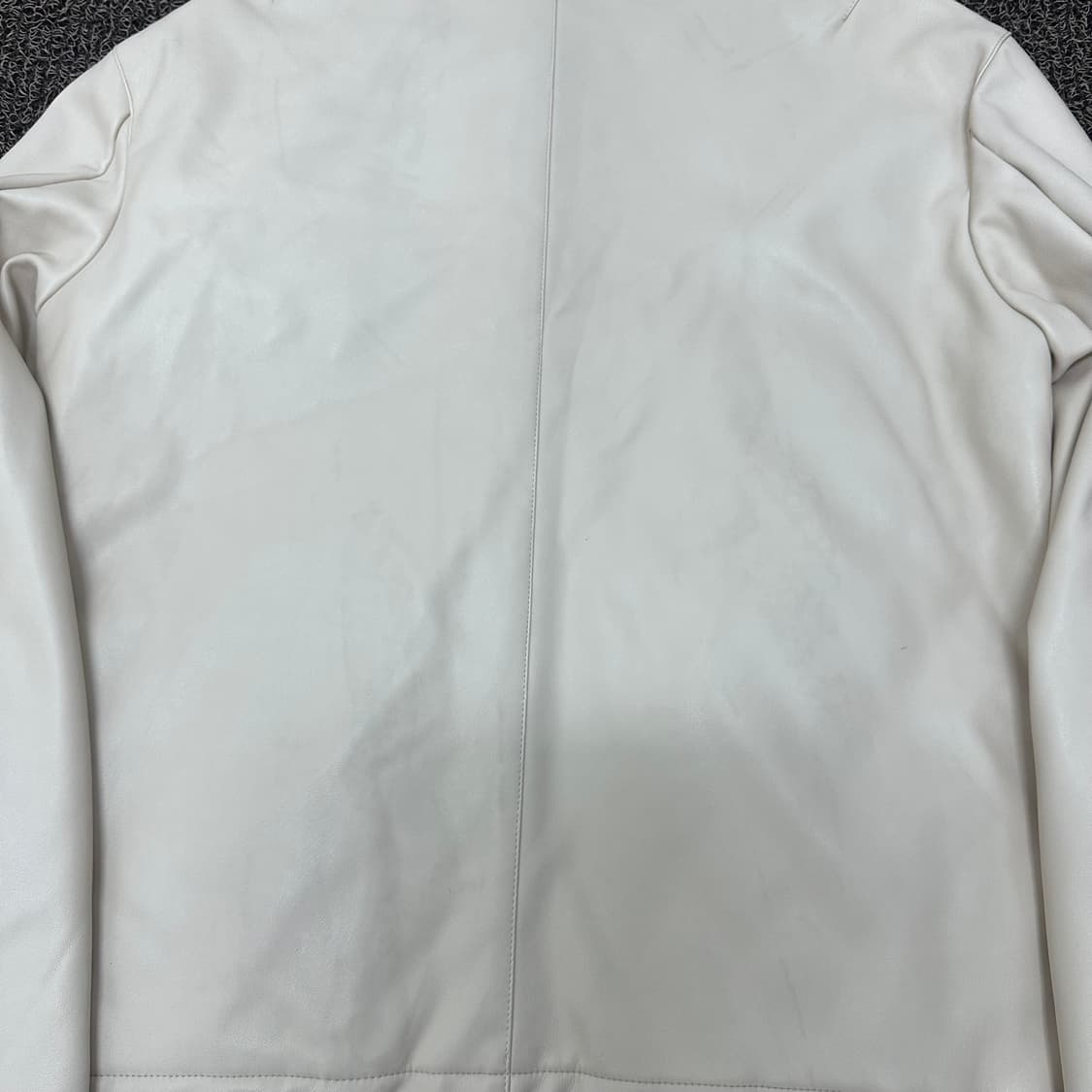 [새상품] 라퍼지스토어 아이보리 가죽 자켓 M 상품이미지6