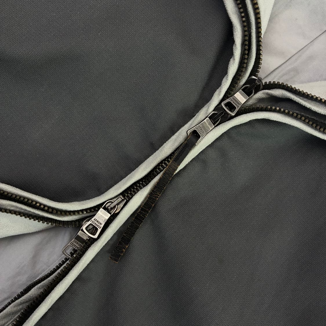 Armani Exchange 알미니 엑체인지 2-way 그레이 자켓 상품이미지6