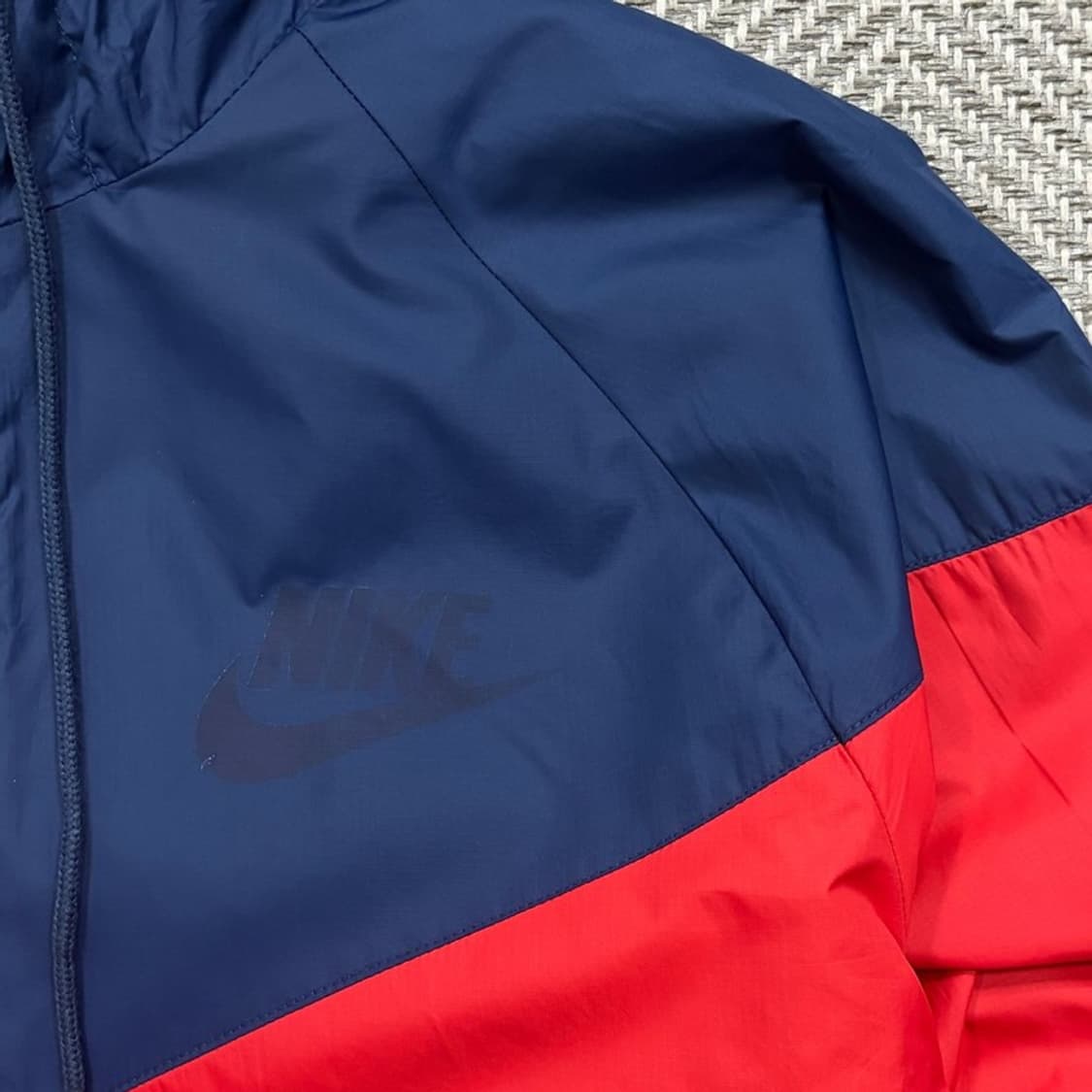 나이키 배색 후드 바람막이 v2476 상품이미지5