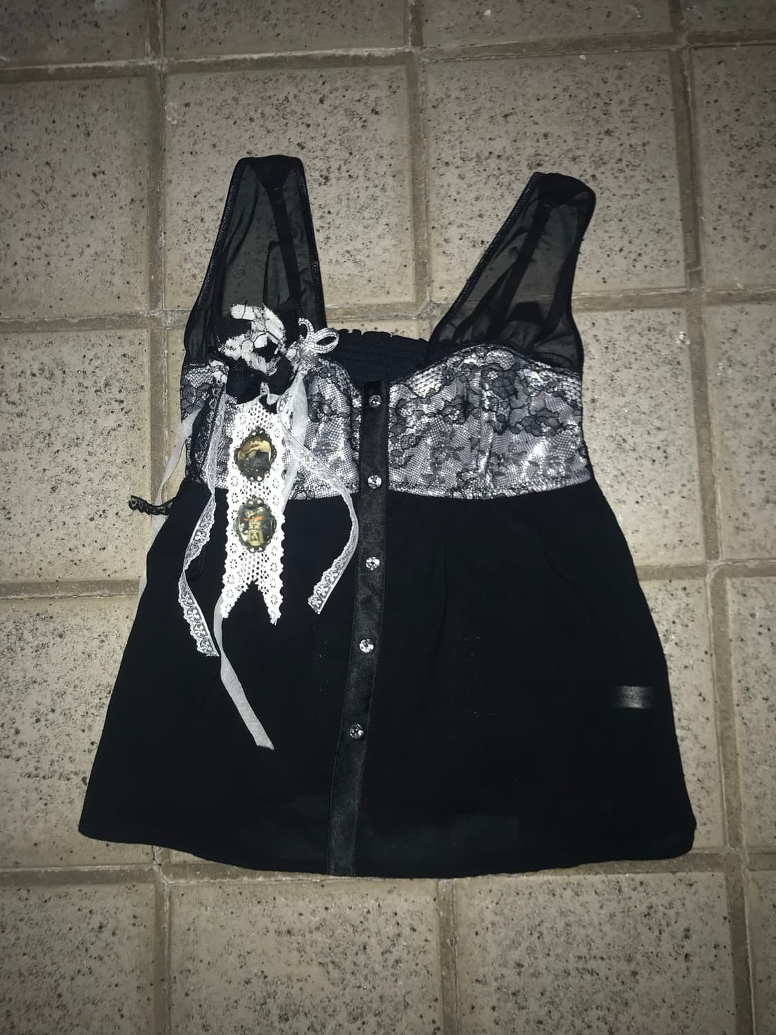 Brooch Lace Babydoll Top 상품이미지3
