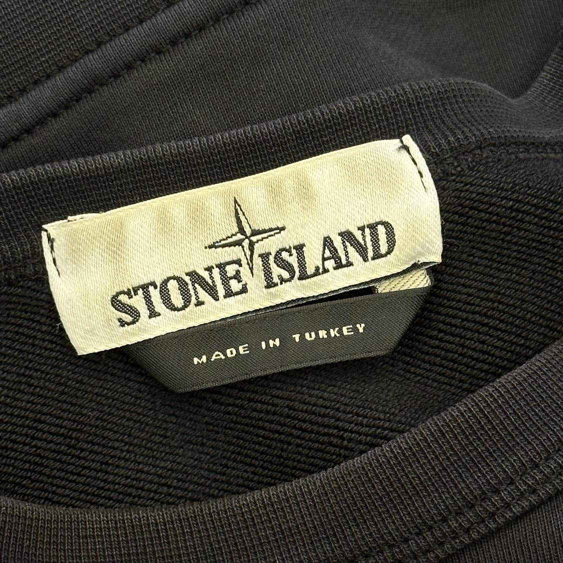 M 스톤아일랜드 블랙 맨투맨 상품이미지4