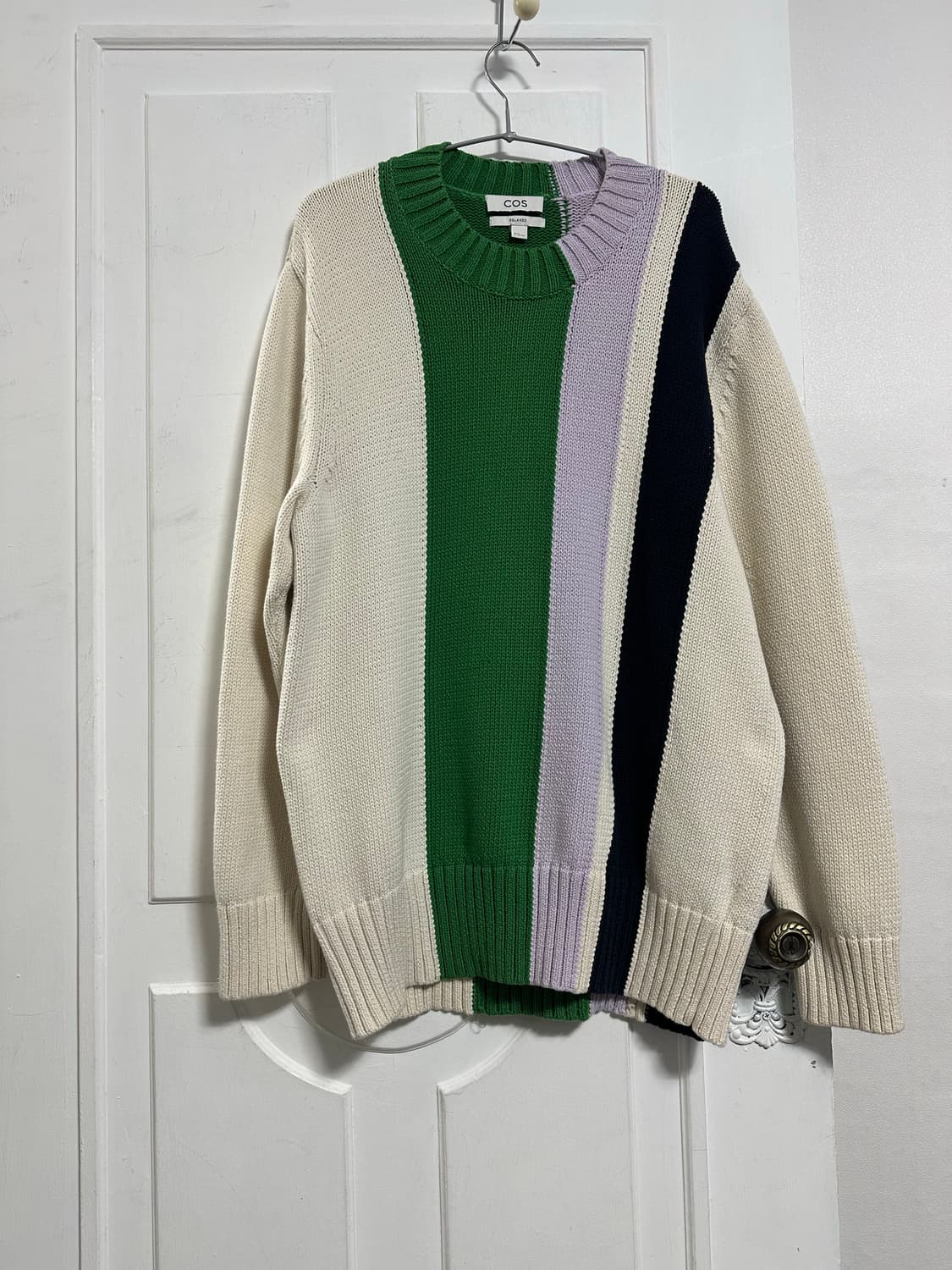 코스 COS 안타르시아 버티컬 스트라이프 니트 상품이미지1