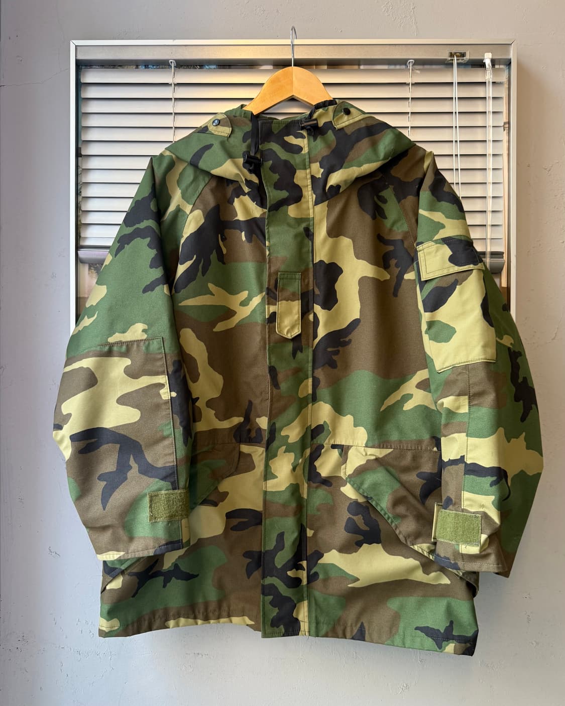 Original US ARMY 1세대 우드랜드 고어텍스 파카 상품이미지1