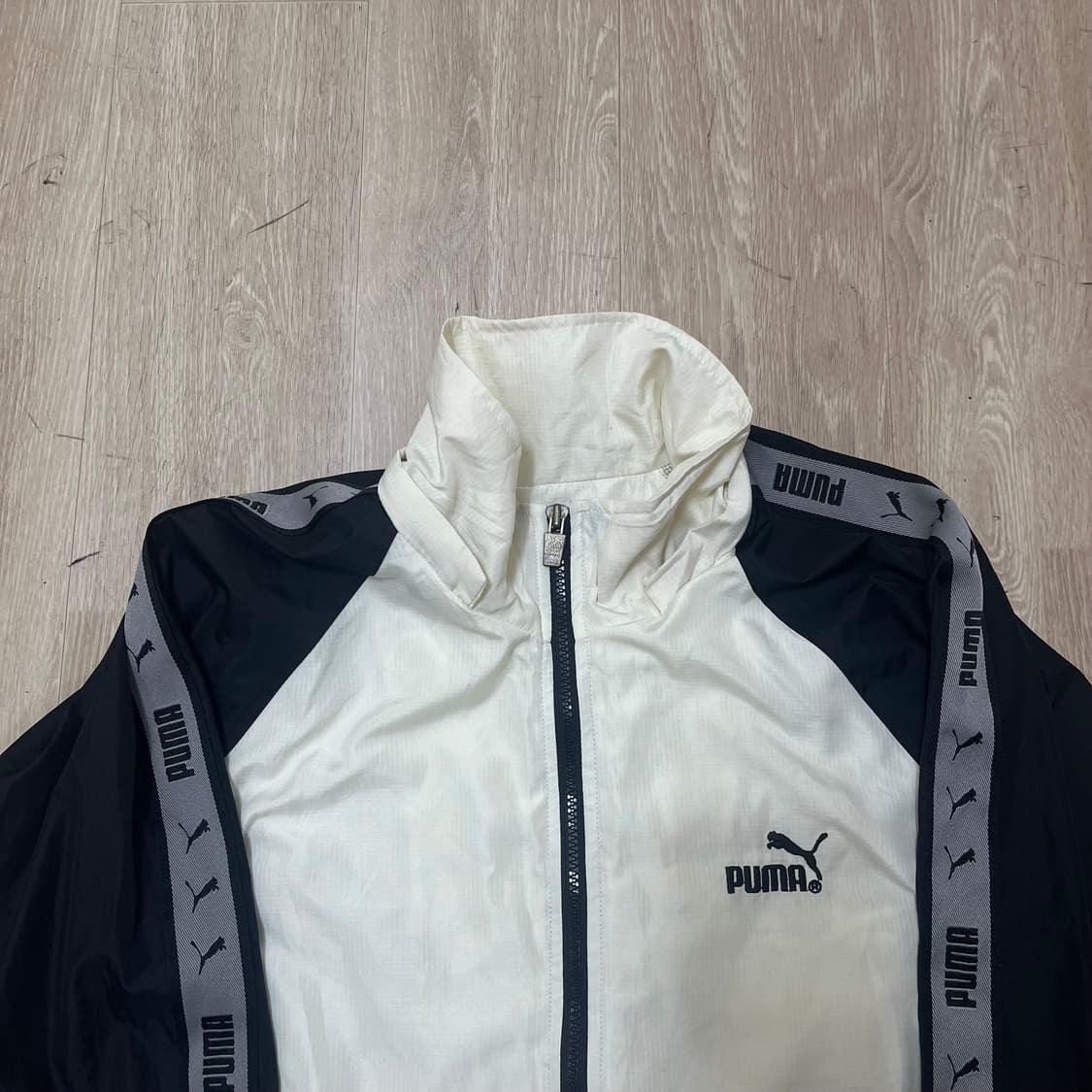 푸마 PUMA 올드스쿨 사이드라인 바람막이 자켓 XL(105) 상품이미지4