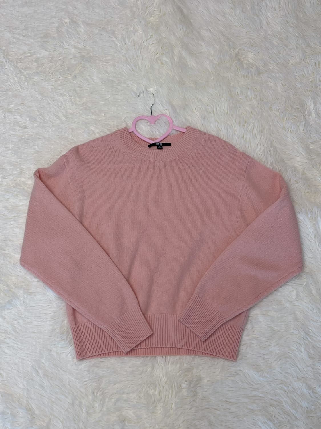 유니클로 딸기우유 니트 상품이미지1