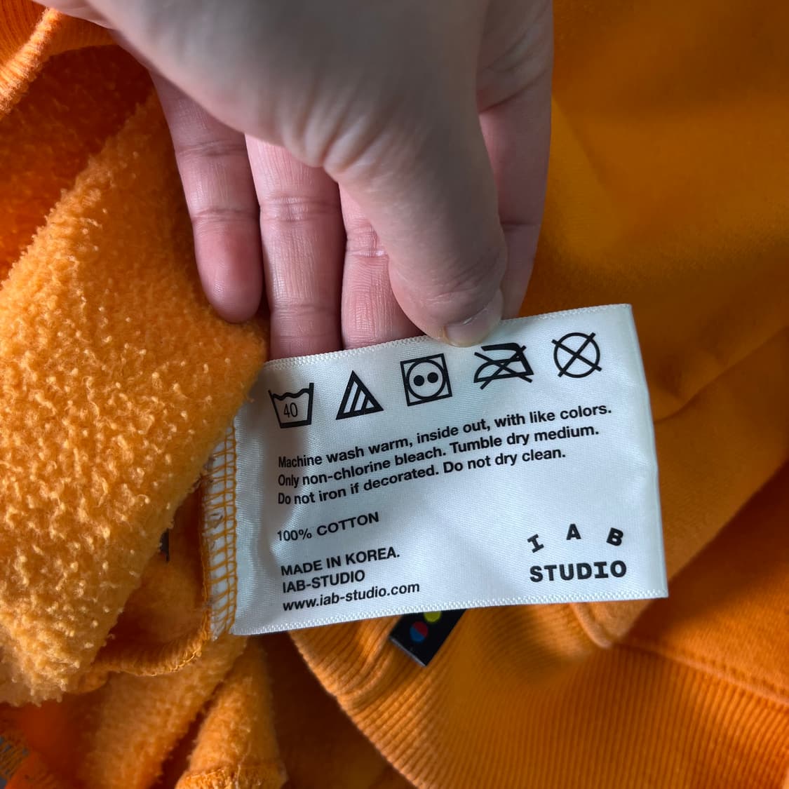 100 아이앱스튜디오 두산 오렌지 맨투맨  상품이미지9