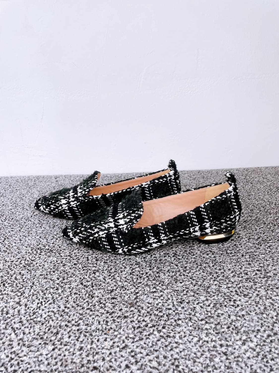 (정품/새상품) 니콜라스 커크우드 여성 블랙 화이트 체크 로퍼 상품이미지3