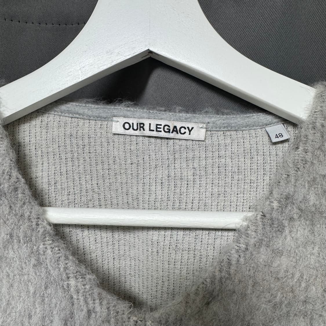 [48] 아워레가시 21fw 더블락 모헤어 브이넥 니트 상품이미지2