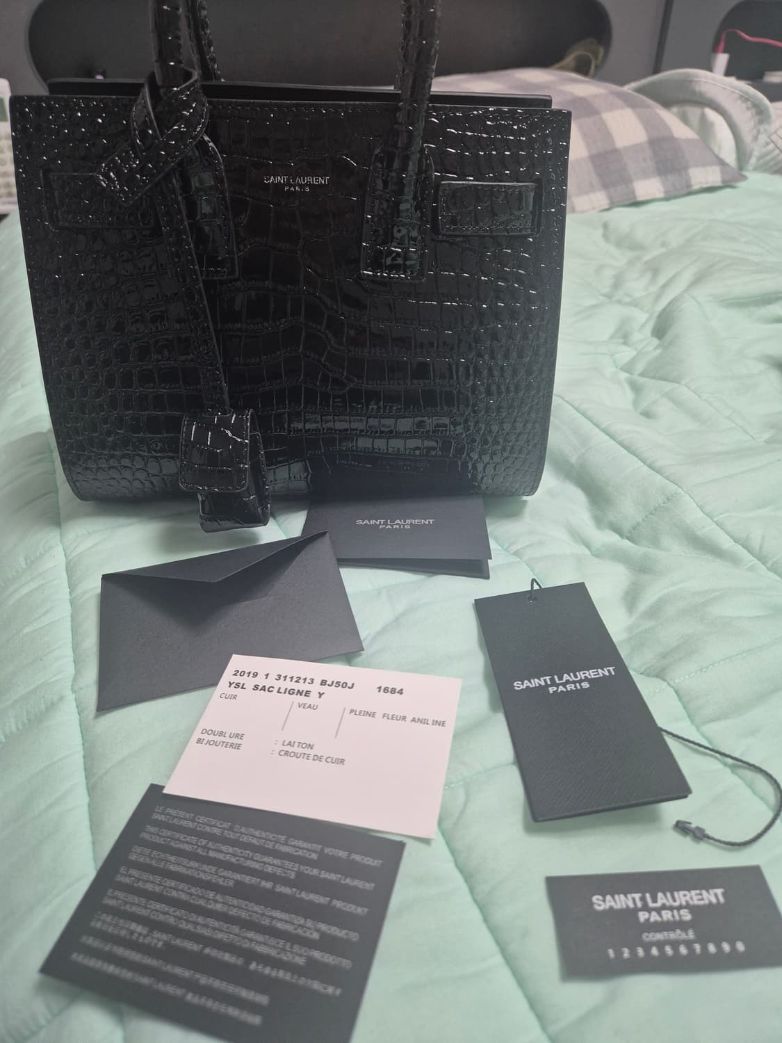 생로랑 삭드쥬르 나노 크로크다일 상품이미지3