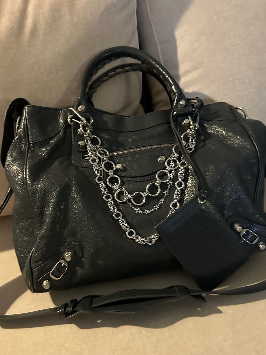 발렌시아가 모터백 벨로 다크그레이 상품이미지1