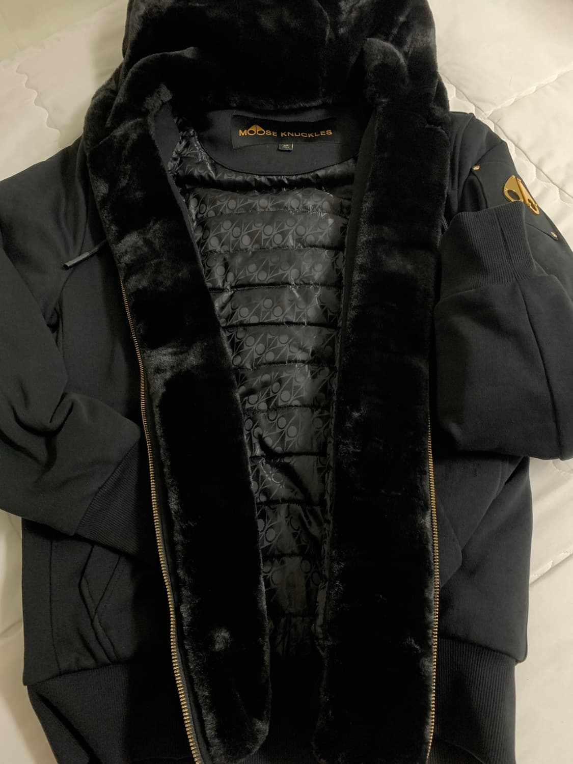 무스너클 버니스웨터 금장 상품이미지5