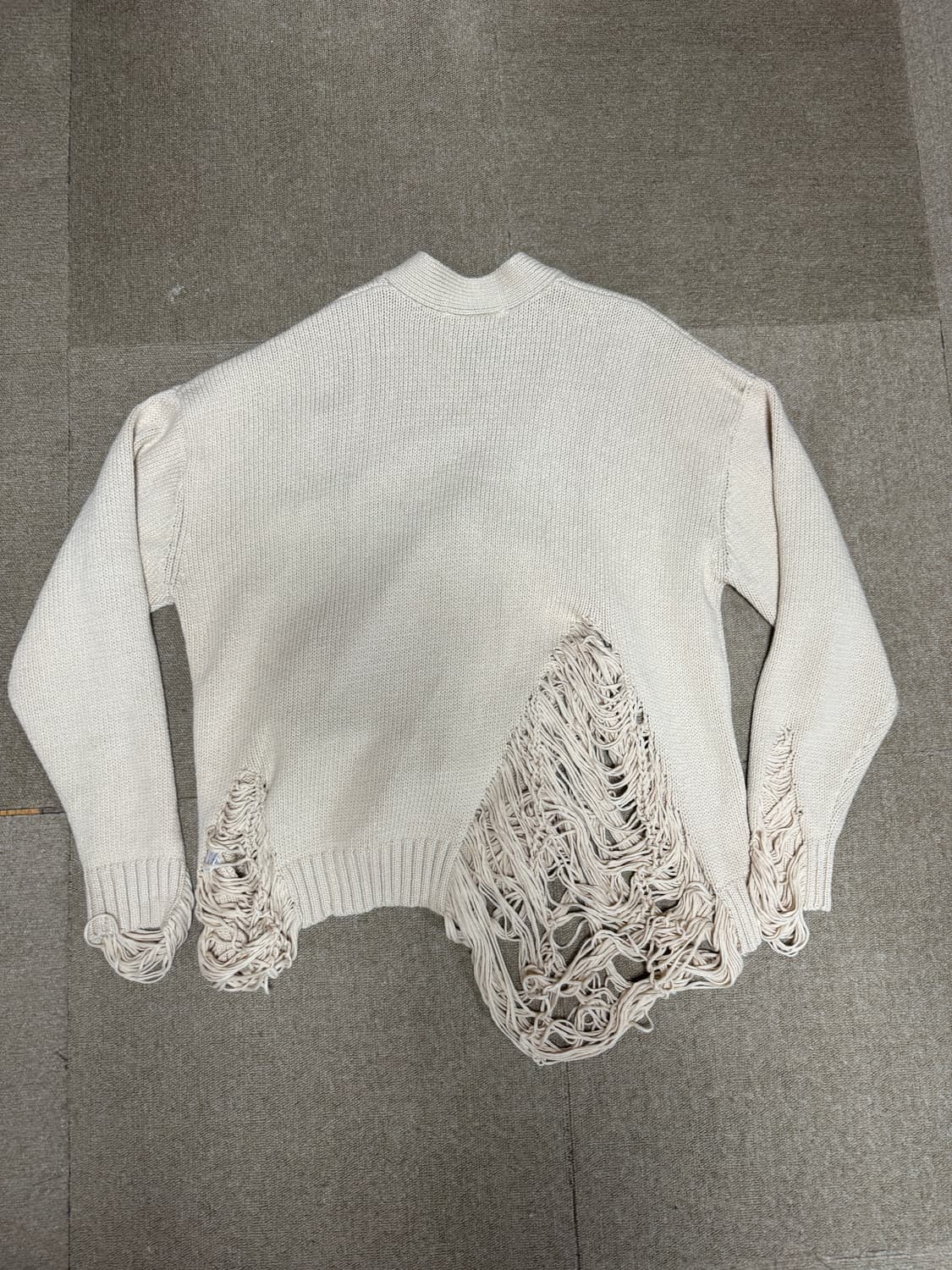 디스커버드 니트 가디건 팝니다 상품이미지4