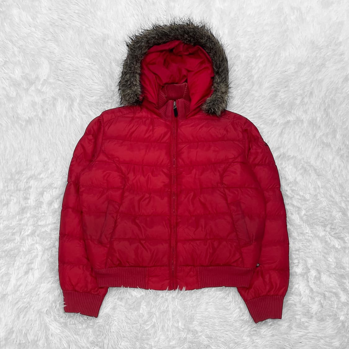 폴로 진스 컴퍼니 다운 봄버 패딩 레드 상품이미지2
