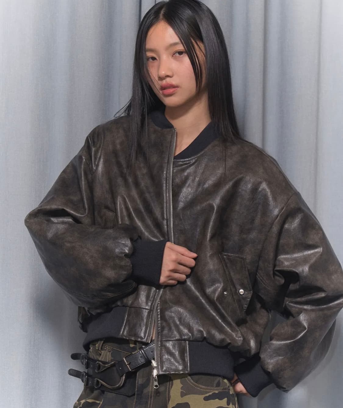 팬시클럽 퀄팅 리버시블 엠보 점퍼 레더 자켓 상품이미지3