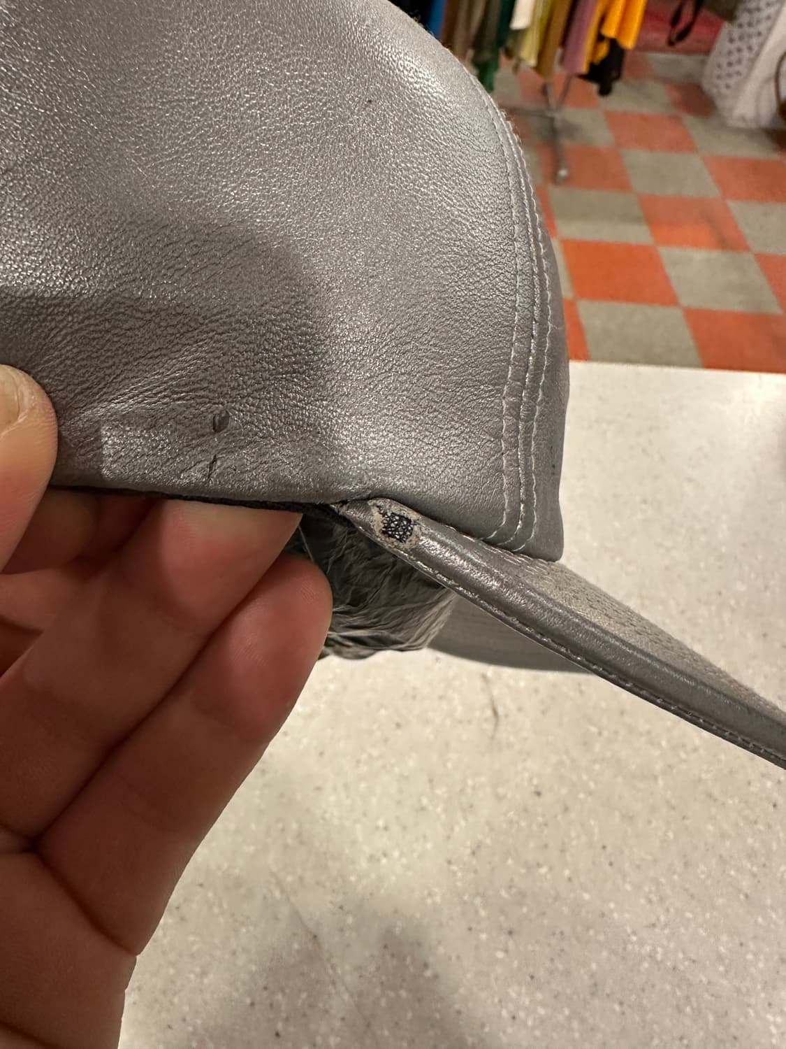 슈프림 가죽캡 상품이미지2