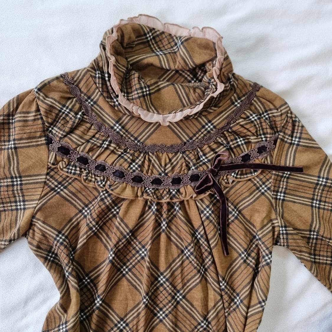 악세즈팜므 체크 프릴 하이넥 블라우스 상품이미지4