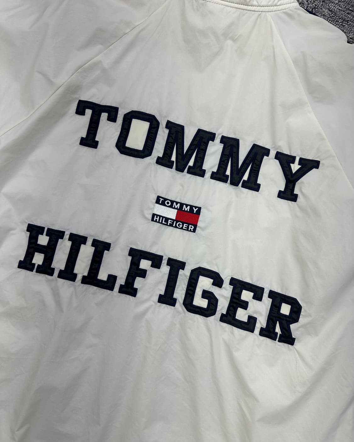 (L)90'S 타미 빅로고 바람막이-M1101 상품이미지6