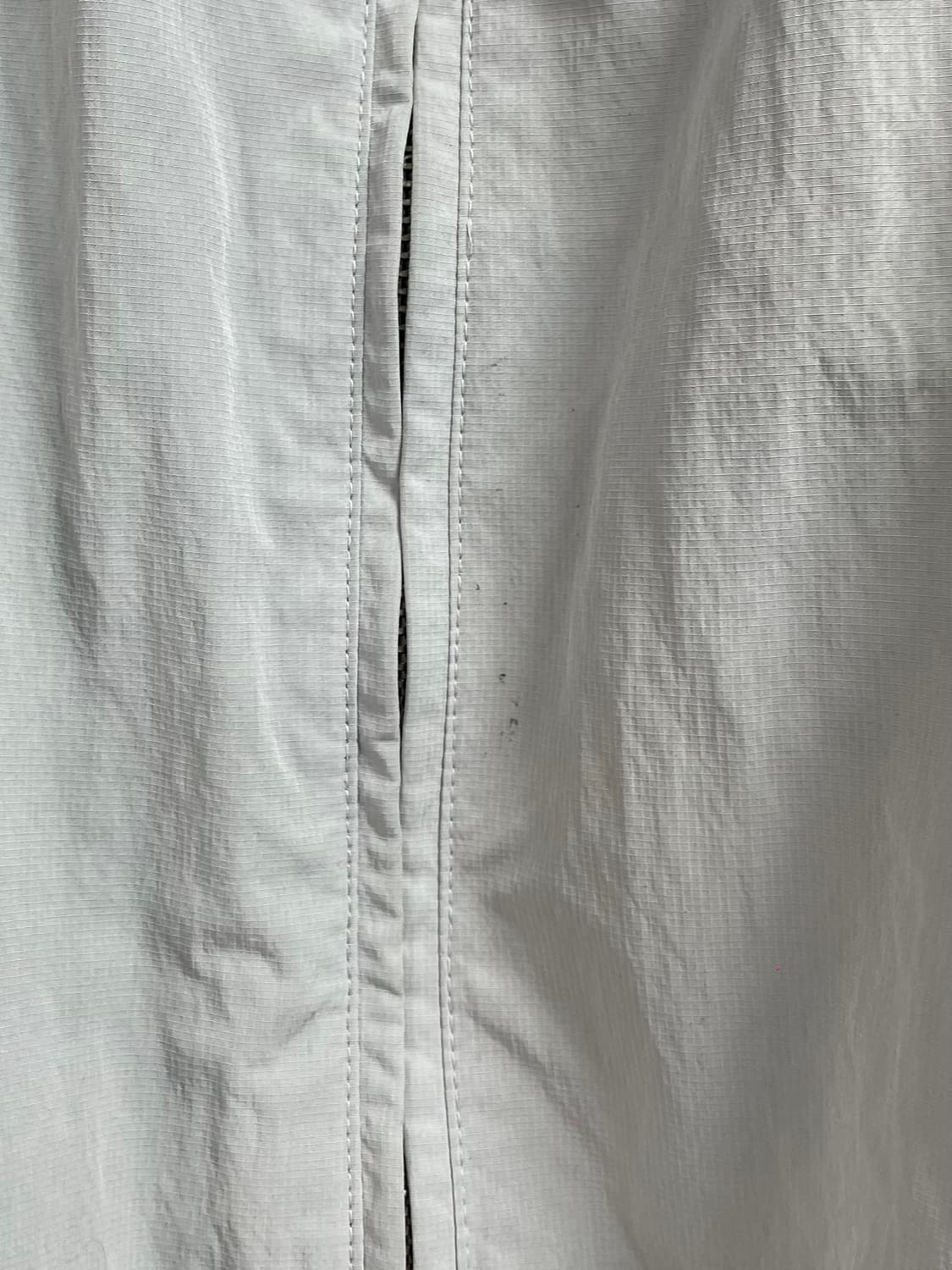 쿠어 나일론 라이트그레이 셔링 바람막이 (on.446) 상품이미지7