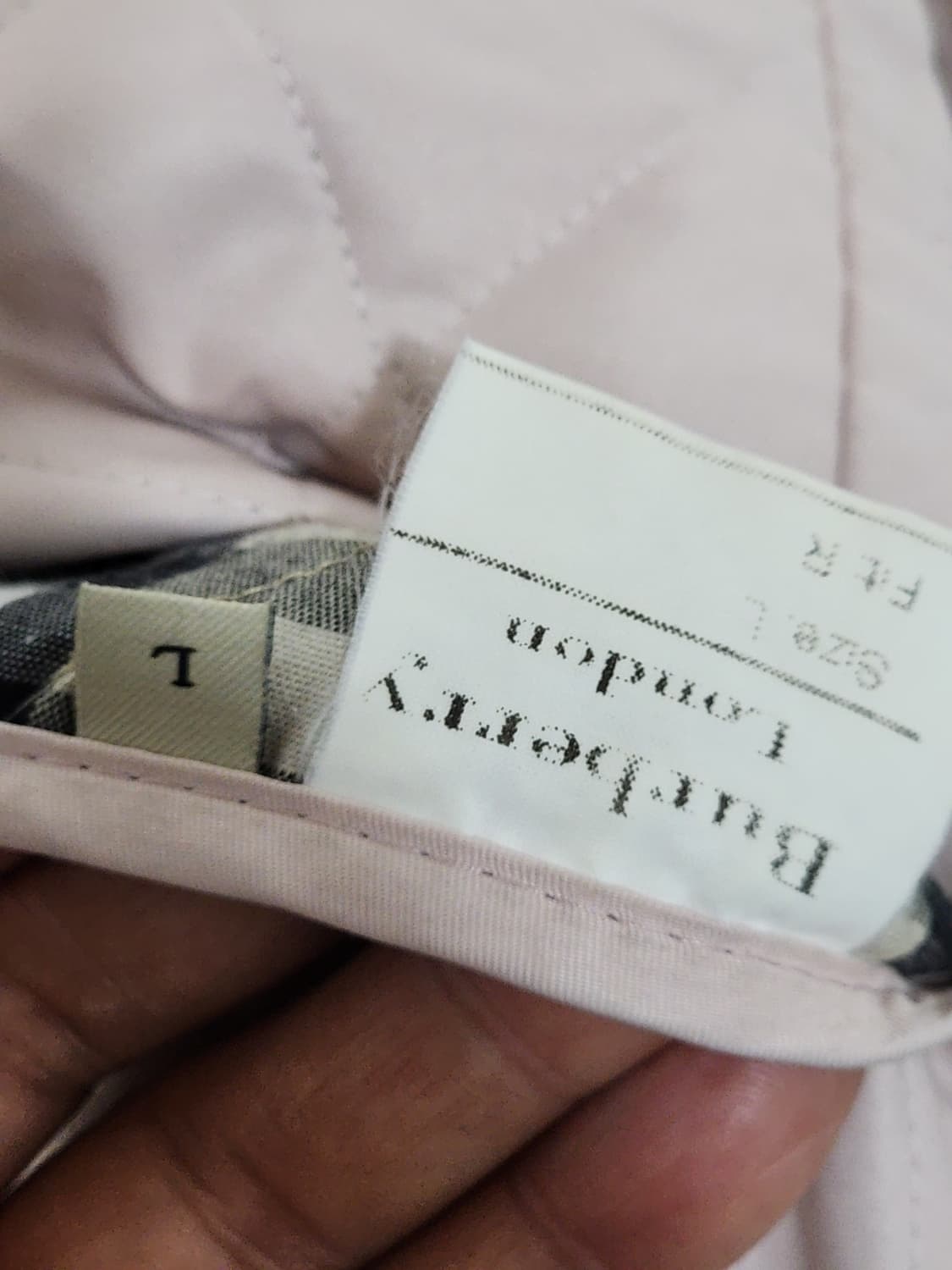 (XL) 버버리 퀼팅자켓 핑크 누빔점퍼 안감노바체크 영국판  상품이미지9