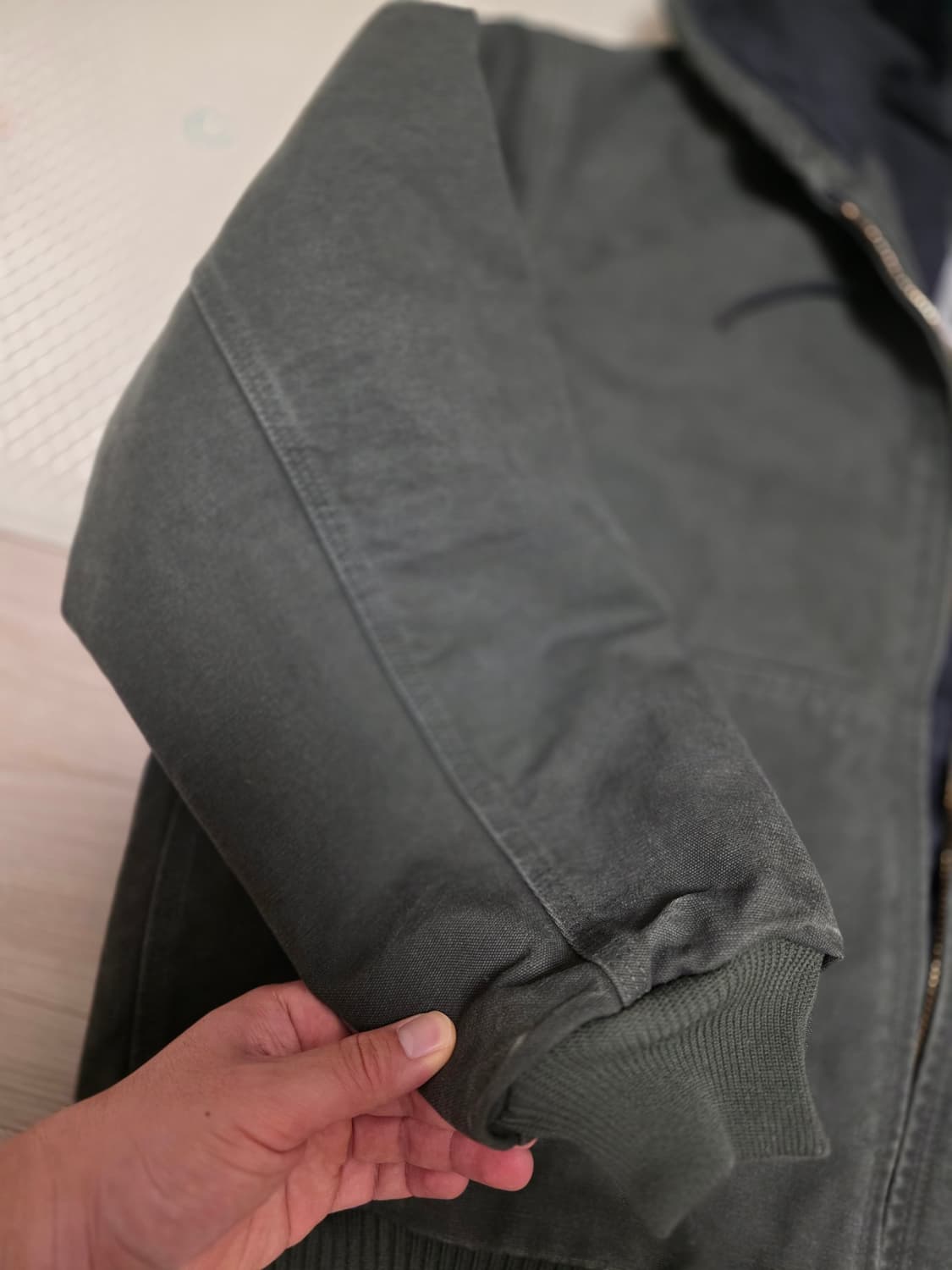 [L] 10s 칼하트 J130 Mos Large 팝니다 상품이미지2