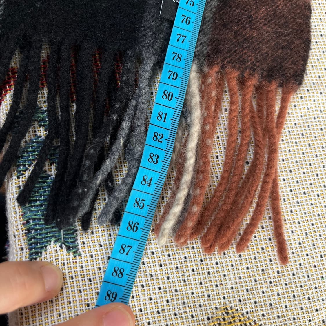 고비 GOBI 캐시미어 100 체크 머플러  상품이미지5