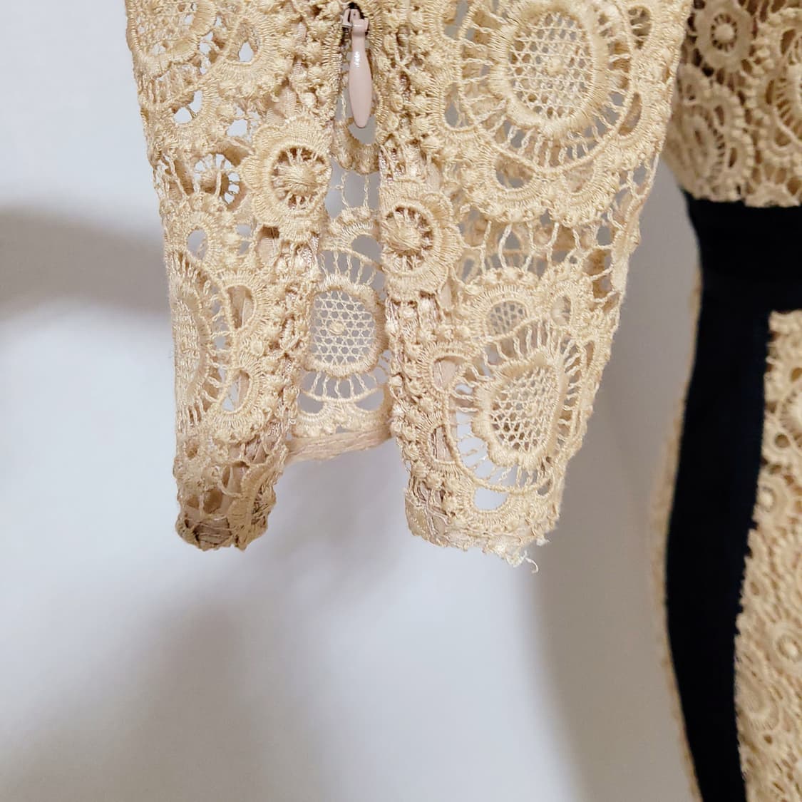 버버리 프로섬 드레스 원피스 골드자수 레이스 (55) 상태최상 상품이미지8